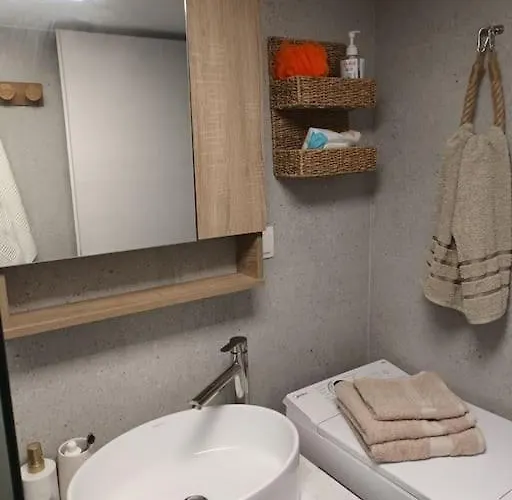 Irida Luxury